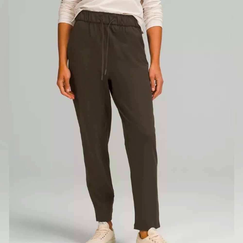 Lululemon Keep Moving 7/8 high rise stretch trousers